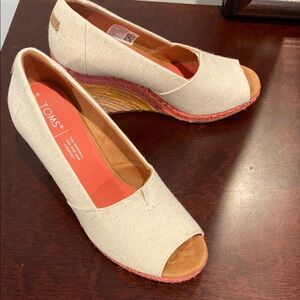 Toms Cream and Pink Espadrille Wedges Open Toe